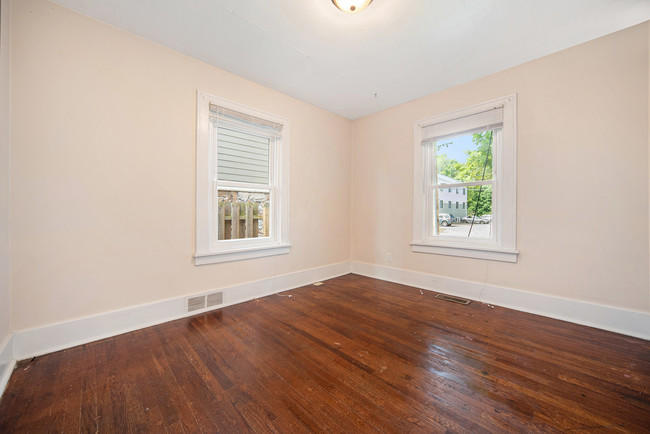 West bedroom - 1119 Lafayette Ave