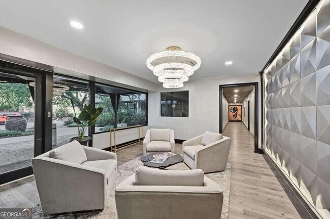 Building Photo - 3645 Peachtree Rd NE