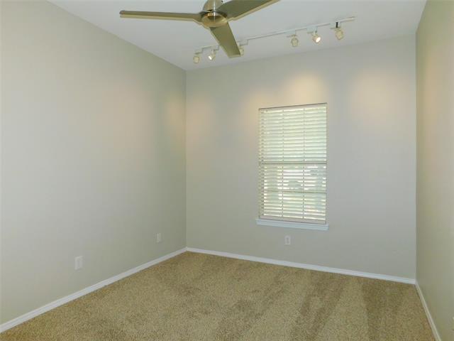 Building Photo - 506 Shell Dr