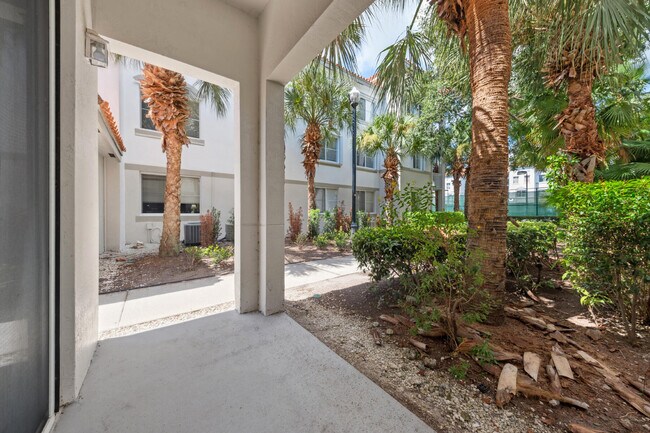 Building Photo - 11022 Legacy Dr