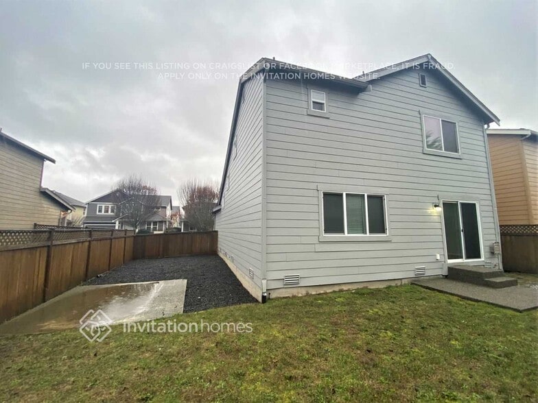 Building Photo - 7077 Flute St SE