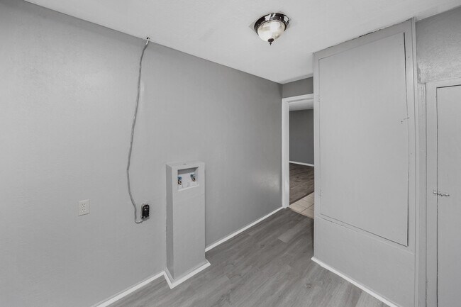 Building Photo - 816 NW 33rd St