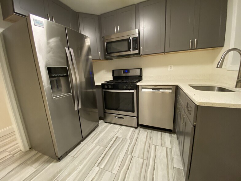 Building Photo - 3021 15th St NW