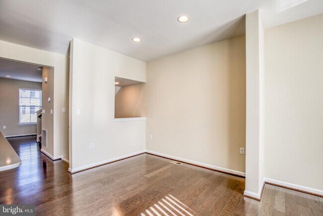 Building Photo - 107 Alderman Wy