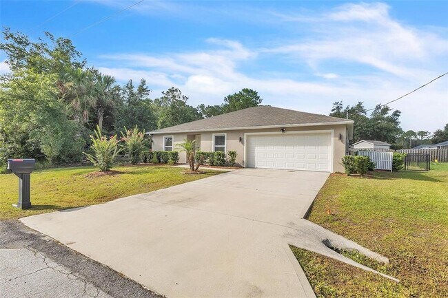 Building Photo - 159 Persimmon Dr