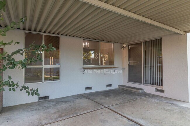 Building Photo - 1217 Aberdeen Ave