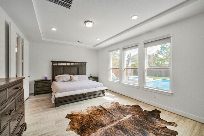 Building Photo - 147 Renodes Garden Ln