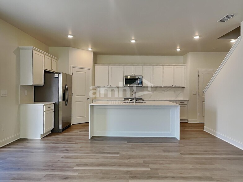 Building Photo - 3089 Ansley Place Rd