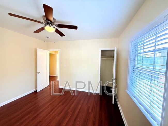 Building Photo - 4080-4084 Leimert Blvd