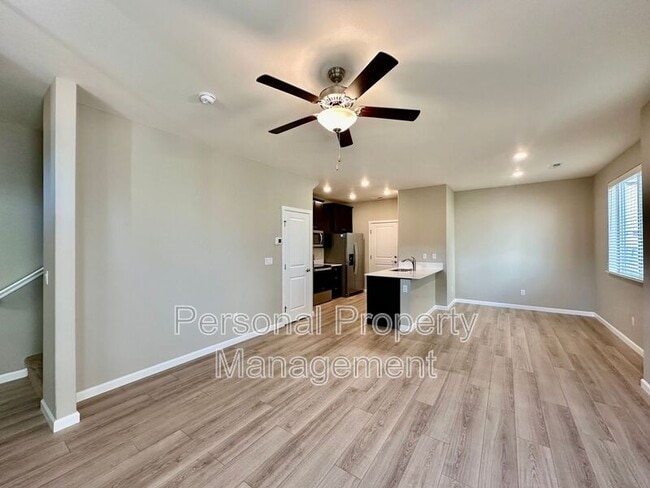 Building Photo - 7042 NE 155th Pl