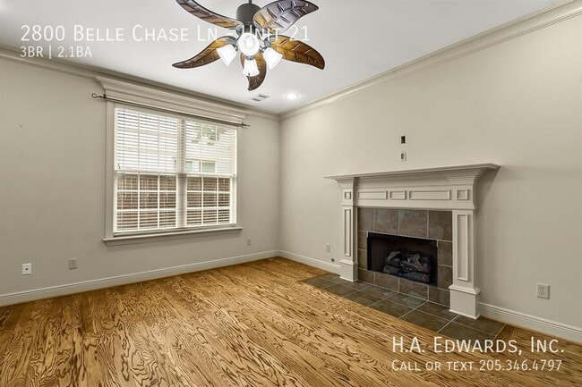 Building Photo - 2800 Belle Chase Ln