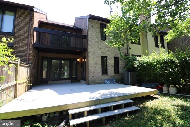 Building Photo - 20404 Shadow Oak Ct