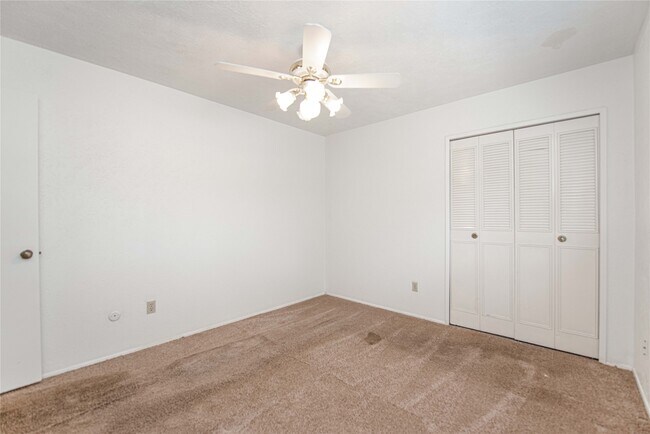 Building Photo - 3803 Cypressdale Dr