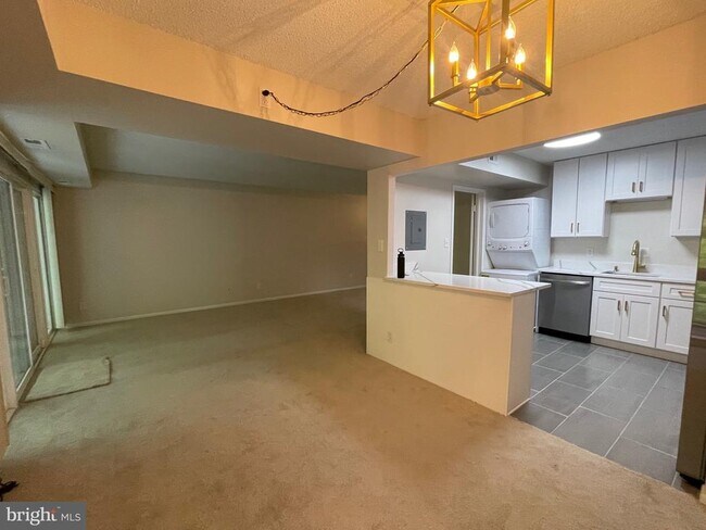 Building Photo - 11837 Shire Ct