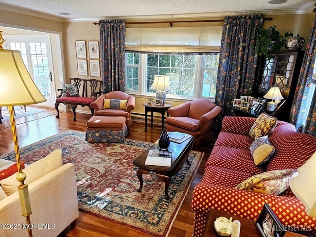 Building Photo - 663 Yorktown Ln