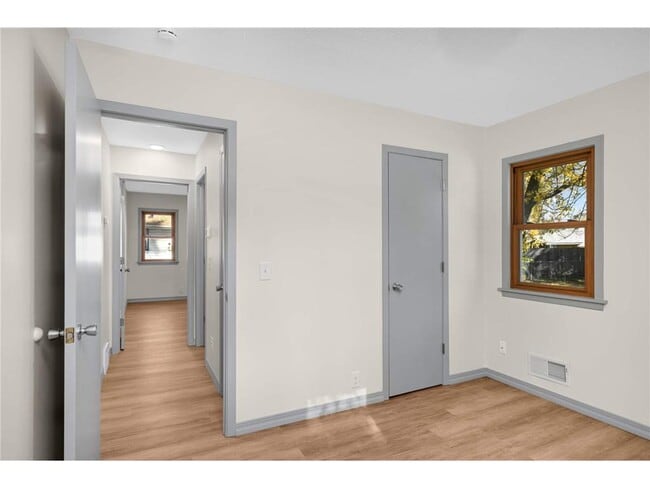 Building Photo - 6724 Scott Ave N