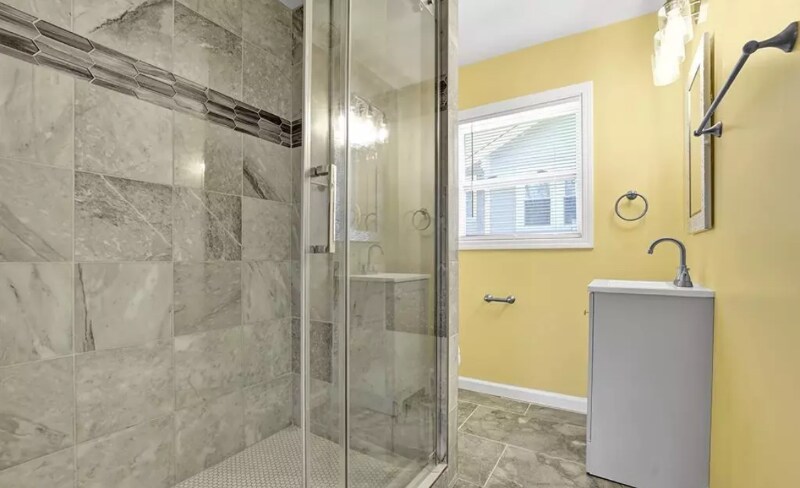 Building Photo - 915 9th St SW