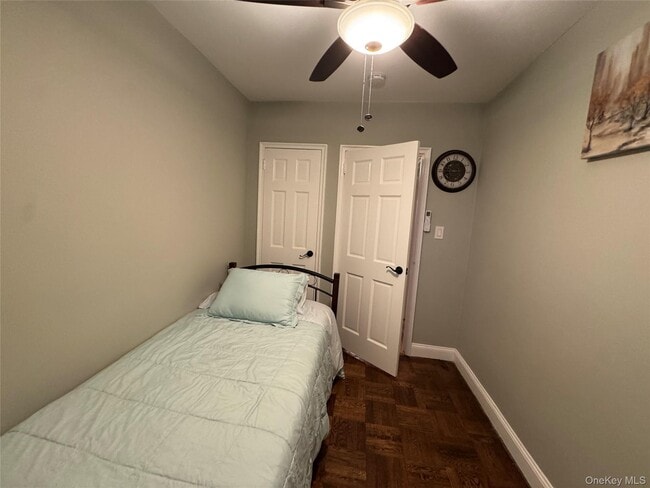 Building Photo - 753 Clarence Ave