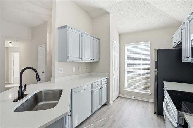 Building Photo - 10900 Trestles Rd