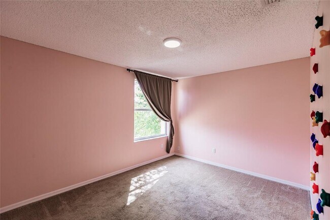 Building Photo - 3022 Bransbury Ct