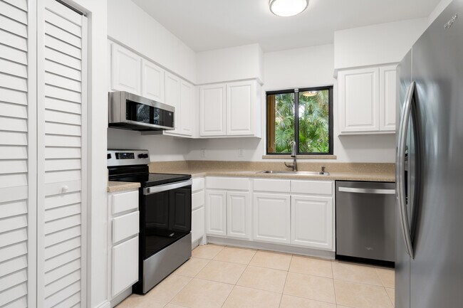 Building Photo - 4834 Bethel Creek Dr