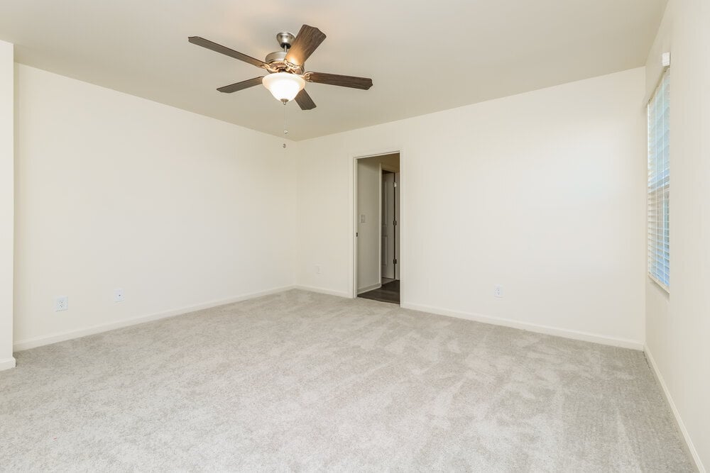 Building Photo - 7615 Saffron Ave