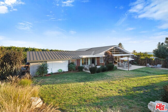 Building Photo - 30479 Morning View Dr