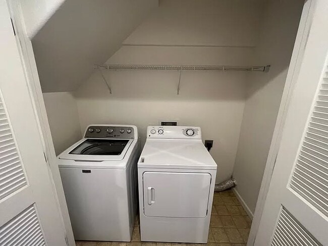 Building Photo - 1125 Autumn Star Point