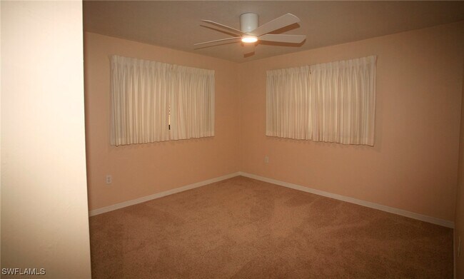 Building Photo - 289 Coral Dr