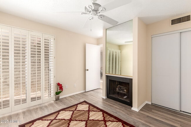 Building Photo - 6735 N 16th Pl