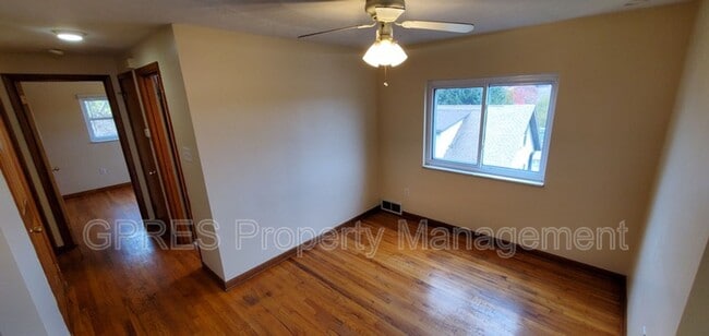 Building Photo - 5706-5708 Poketa Rd.
