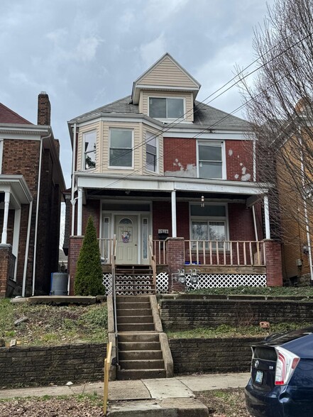 Building Photo - 1514 Fallowfield Ave