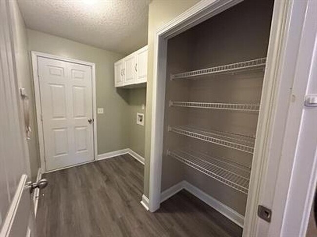 Building Photo - FALL MOVE-IN SPECIAL: $500 OFF 1st MONTH'S...