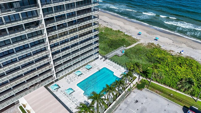 Building Photo - 2727 S Ocean Blvd