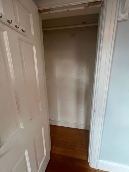 Building Photo - 10 Jamaicaway