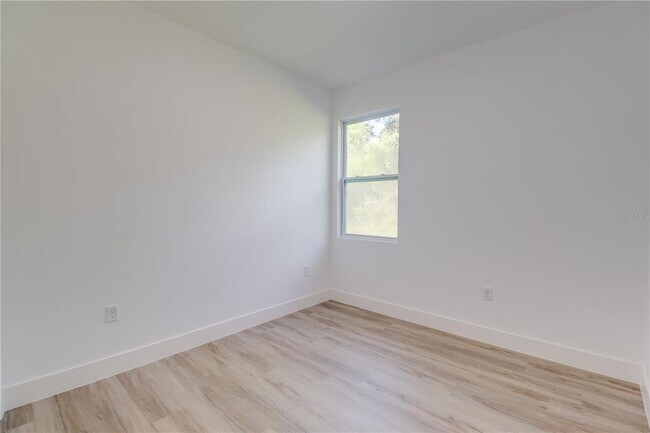 Building Photo - 125 Fisher Way