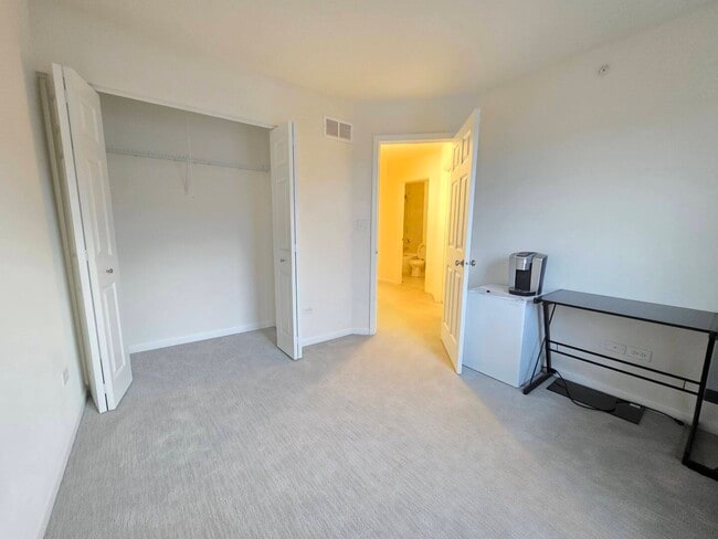 Building Photo - 4449 Monroe Ct