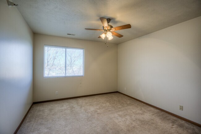 Floorplan - Huntington Apartments