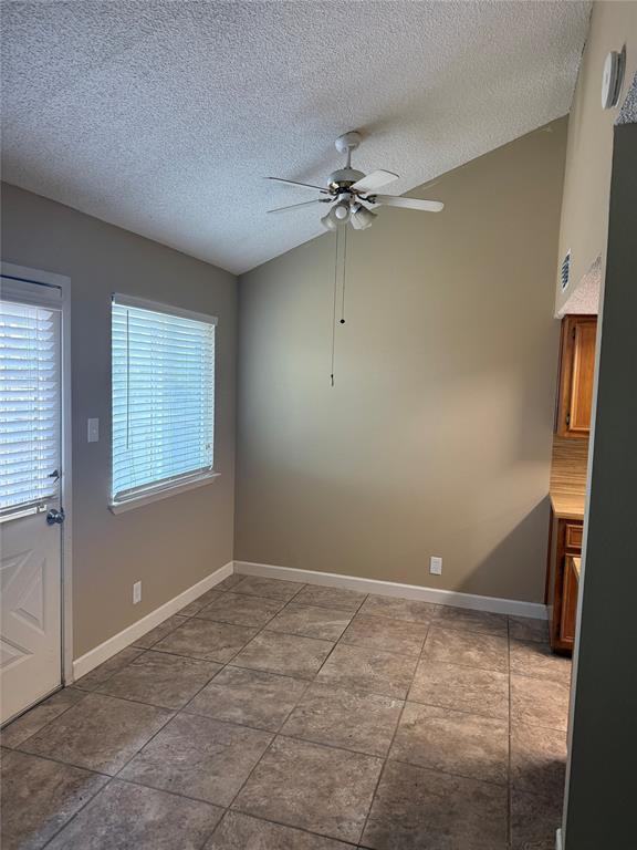 Building Photo - 156 Mauna Kea Ln