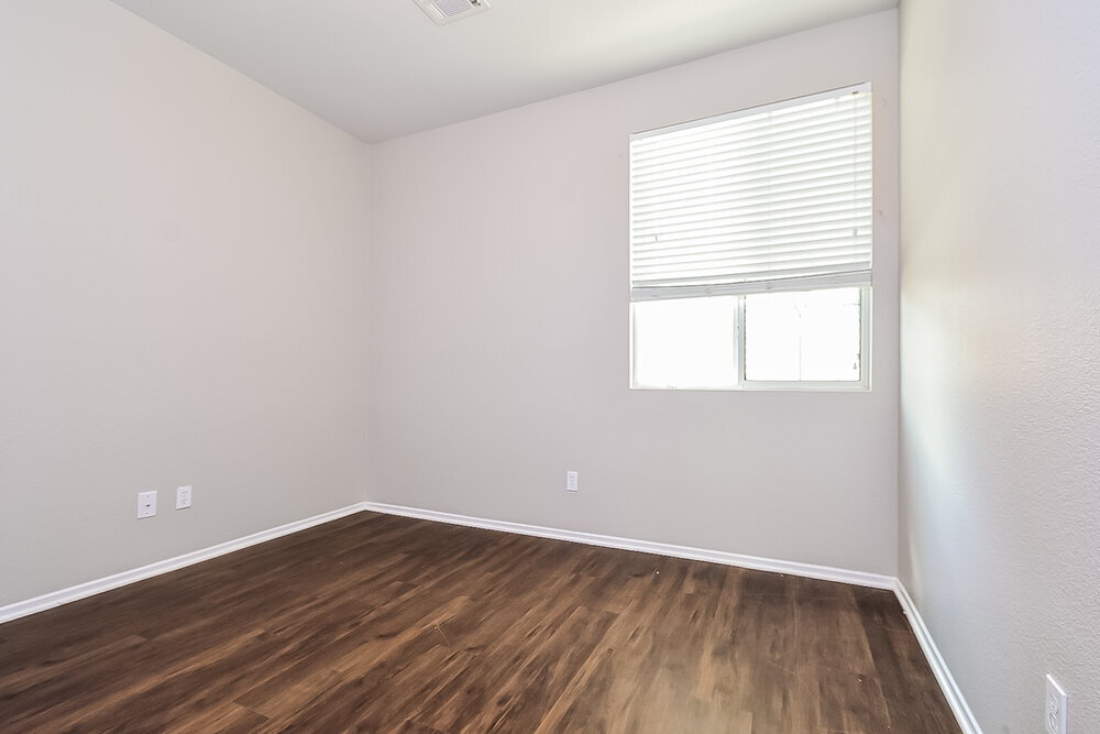 Building Photo - 9048 Blue Raven Ave