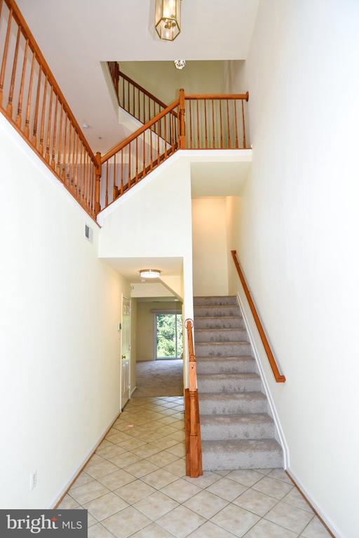 Building Photo - 8784 Lincoln St