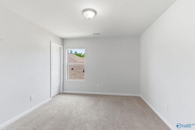 Building Photo - 135 Varina Dr