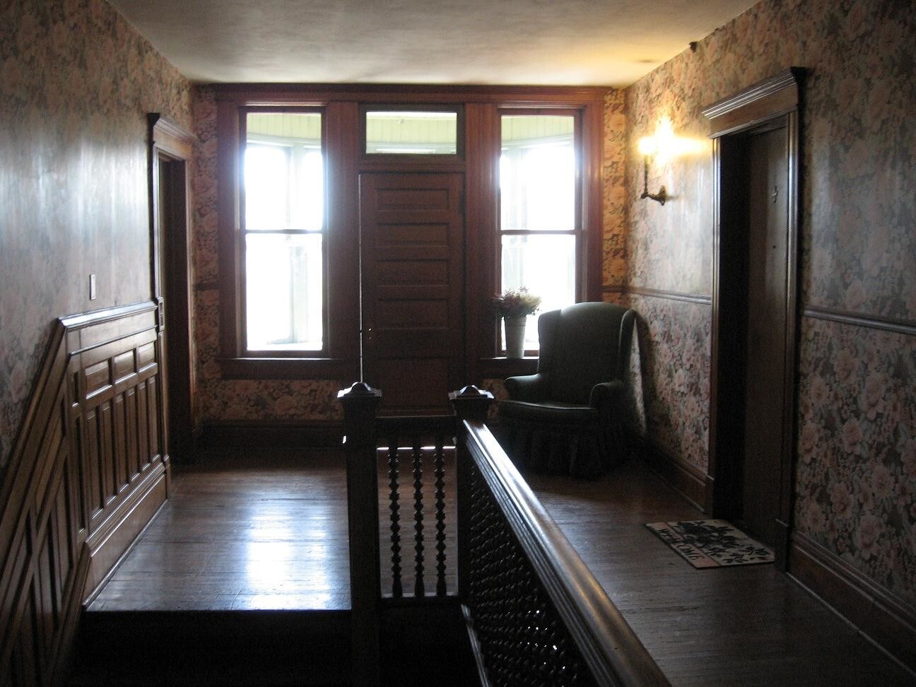 Green house, apt door on right - 802 Grand Ave