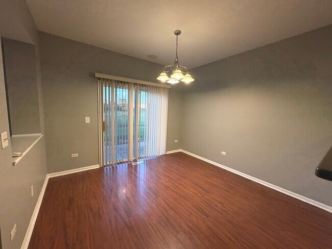 Building Photo - 1635 S Candlestick Way
