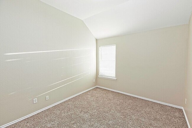 Building Photo - 4009 Hidden Meadow Ct