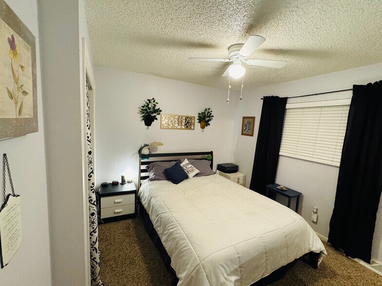 Building Photo - 100 Lawley Dr