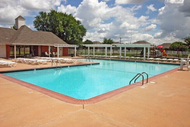 Building Photo - 1801 Sagewood Dr