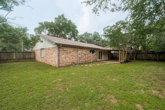 Building Photo - 16810 Sweno Ct