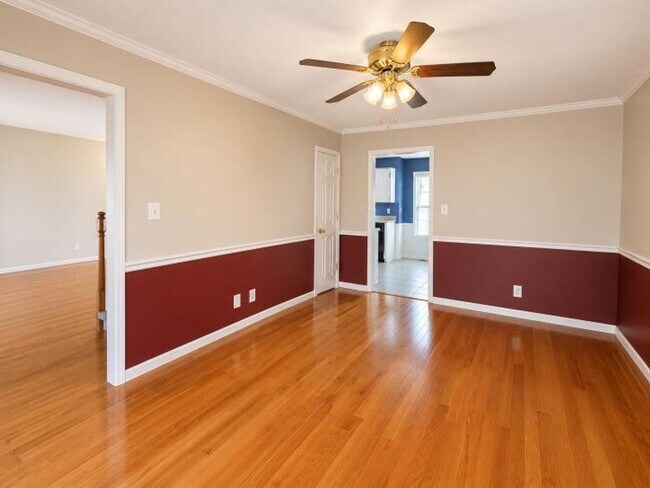 Building Photo - 1034 Persimmon Ct