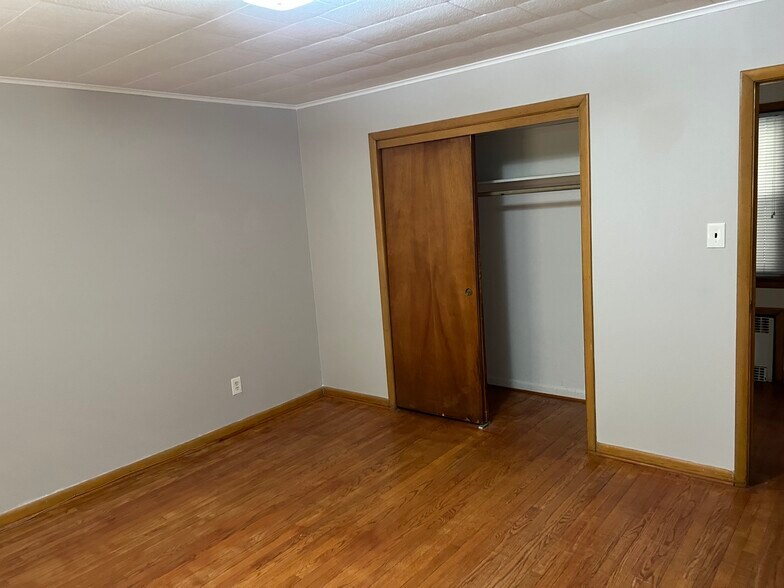 Building Photo - 421 Hamilton St